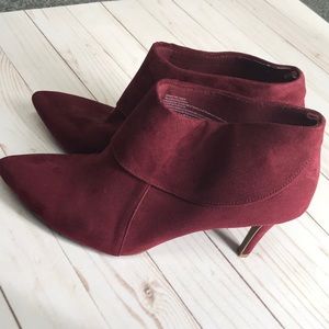 Old Navy Deep Red booties